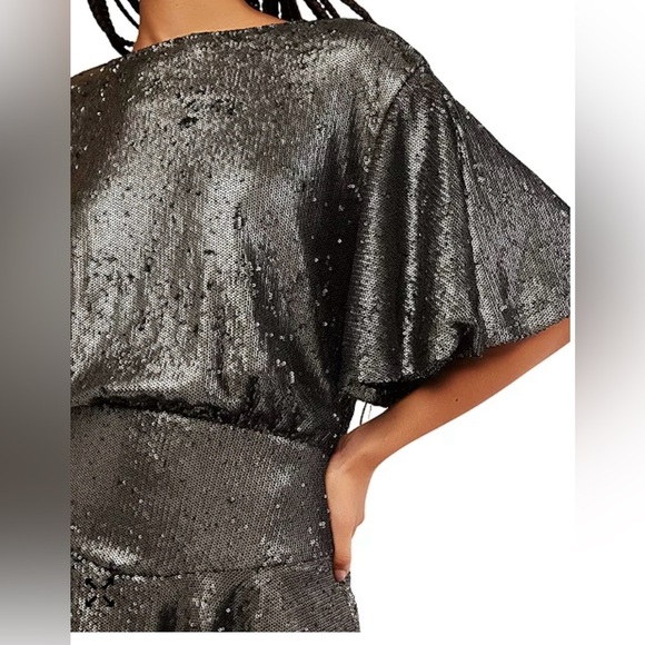 Free People Women's Manuka
Sequin Flutter-Sleeve Mini Dress. Medium - Picture 4 of 7
